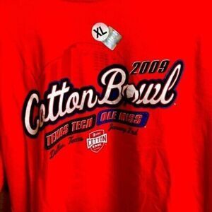 NWOT Gildan 2009 Cotton Bowl Texas Tech vs Ole Miss Red Short Sleeve Tee Size XL